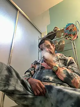 MrDickUdown24 7 online show from March 13, 2025, 12:37 am