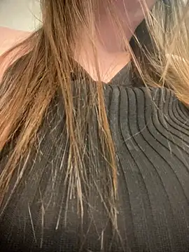 Snapshot of GabiBoobs chatting on February 22, 2026, 6:09 pm GabiBoobs online show from February 22, 2026, 6:09 pm