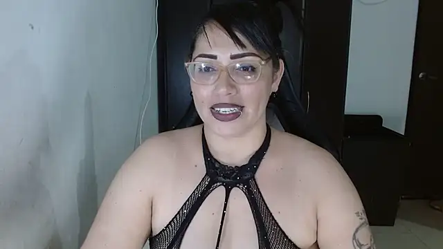 natashasmithe online show from January 10, 2026, 2:07 am