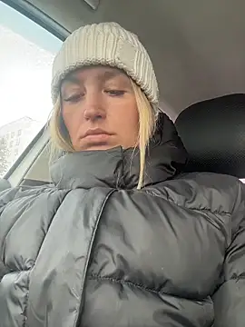 Snapshot of StasyWood chatting on February 20, 2026, 6:19 am StasyWood online show from February 20, 2026, 6:19 am