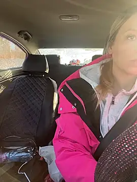 StasyWood online show from April 18, 2026, 1:19 am