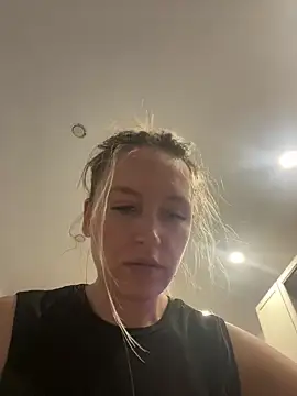 Snapshot of StasyWood chatting on February 12, 2026, 1:38 am StasyWood online show from February 12, 2026, 1:38 am