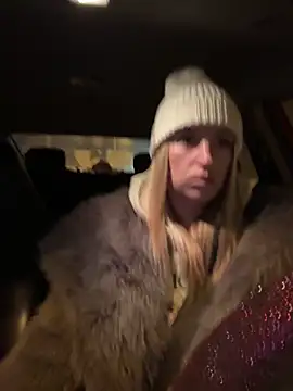 Snapshot of StasyWood chatting on February 1, 2026, 12:53 am StasyWood online show from February 1, 2026, 12:53 am