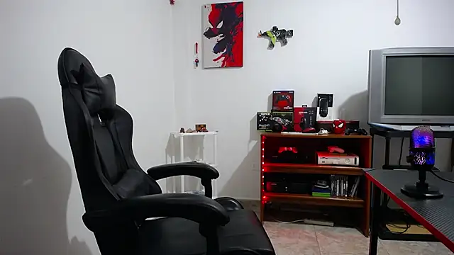 Snapshot of Iam_yourbabyprincess_XD chatting on November 7, 2025, 4:28 am Iam yourbabyprincess XD online show from November 7, 2025, 4:28 am