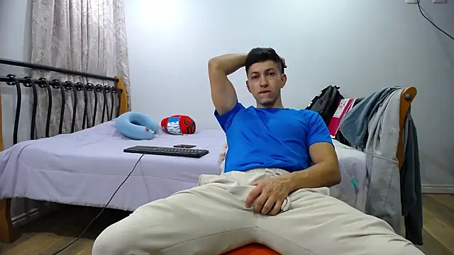 Snapshot of Iam_yourbabyprincess_XD chatting on January 29, 2025, 11:14 pm Iam yourbabyprincess XD online show from January 29, 2025, 11:14 pm