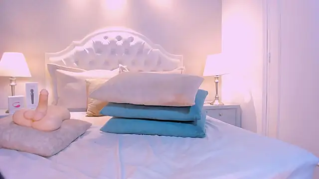 CloeConnelly online show from March 22, 2025, 11:20 pm