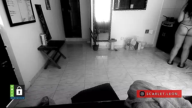 Scarletleon77 online show from February 3, 2026, 3:39 pm