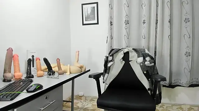 MelissaaCortes online show from March 3, 2026, 11:12 pm