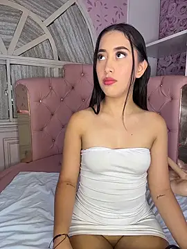 Snapshot of valentina_cortes72 chatting on October 18, 2025, 11:29 pm valentina cortes72 online show from October 18, 2025, 11:29 pm