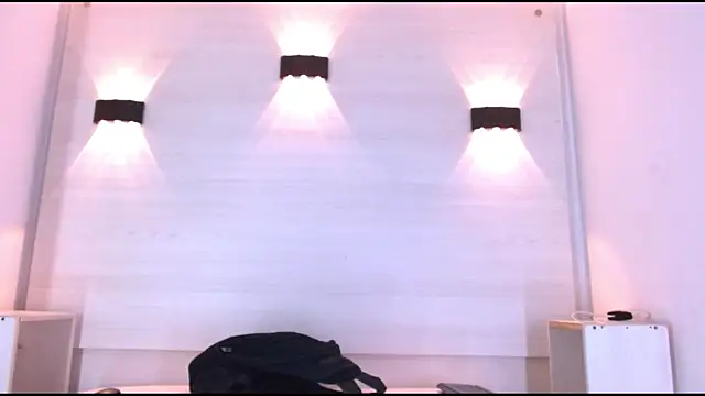 jeic 18 online show from October 2, 2025, 12:30 pm