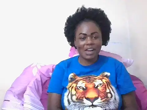 tanishacute online show from September 13, 2025, 7:47 pm