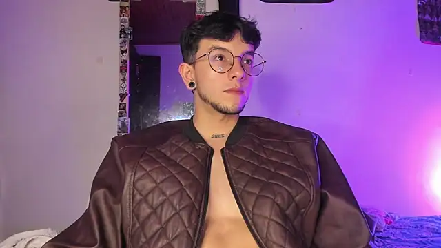 Snapshot of koddy_0 chatting on June 10, 2026, 1:40 am koddy 0 online show from June 10, 2026, 1:40 am