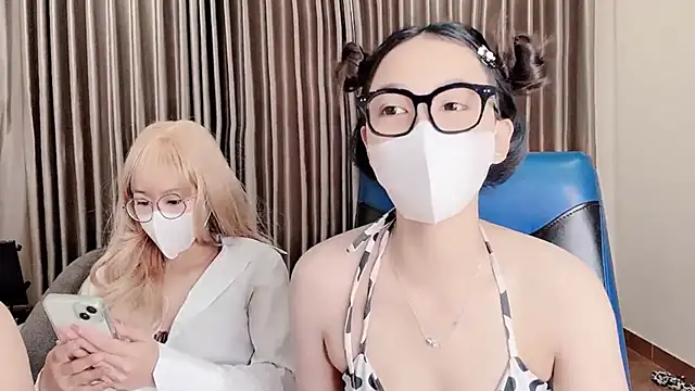 Mono-Stewardesss online show from March 11, 2025, 5:24 am