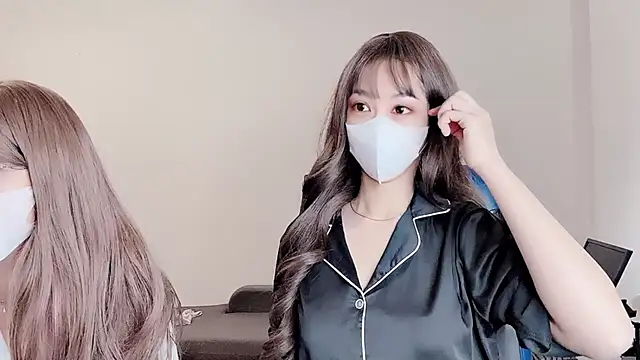 Mono-Stewardesss online show from December 28, 2024, 5:55 am