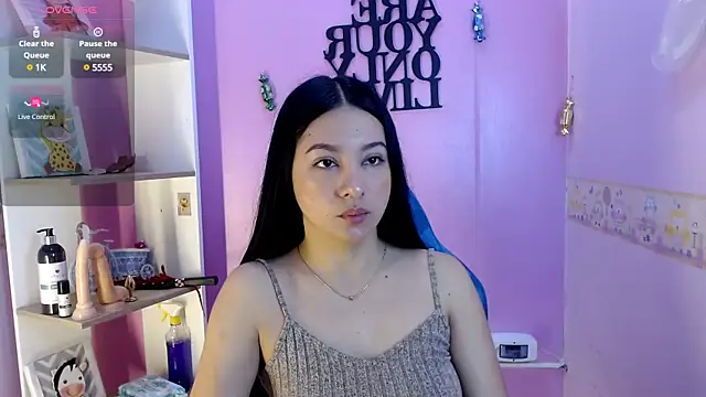 Snapshot of Lila_Pinky chatting on March 7, 2025, 2:34 pm Lila Pinky online show from March 7, 2025, 2:34 pm