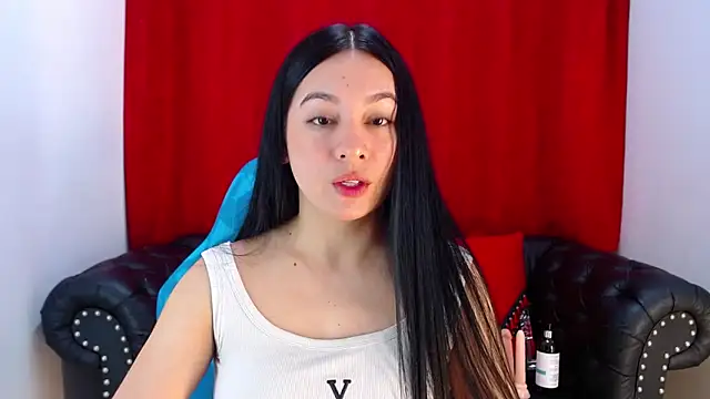 Snapshot of Lila_Pinky chatting on March 22, 2025, 2:25 pm Lila Pinky online show from March 22, 2025, 2:25 pm