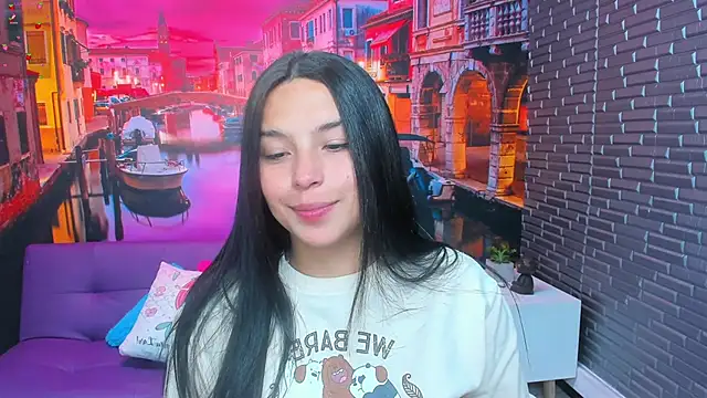 Snapshot of Small_naughty_ chatting on February 14, 2026, 1:33 pm Small naughty online show from February 14, 2026, 1:33 pm