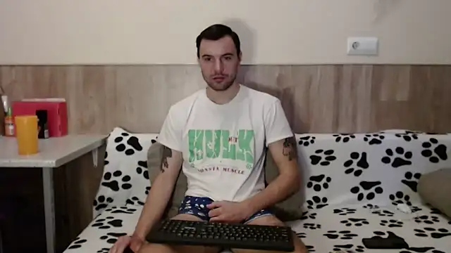 28nick28 online show from January 13, 2025, 1:17 pm