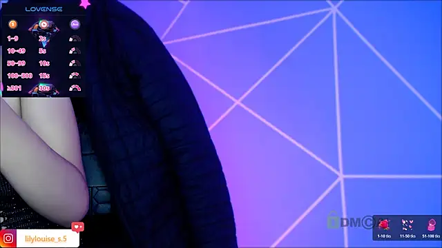 lilylouisee online show from January 15, 2026, 11:46 am