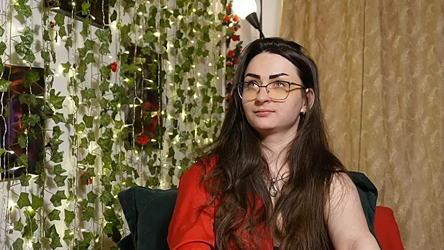 NaughtYHomemadE online show from March 22, 2026, 9:11 am