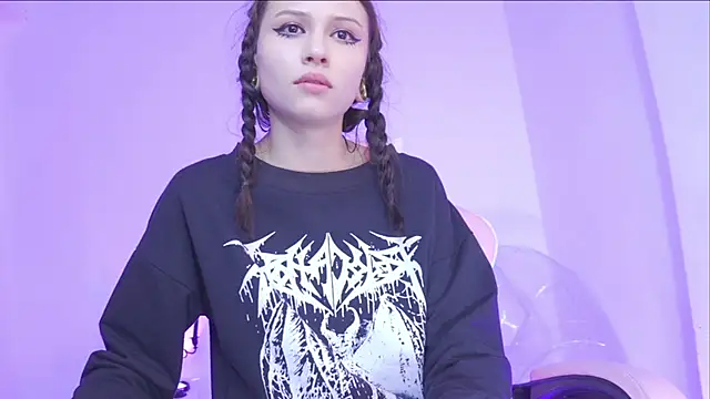 Snapshot of Stryxcy chatting on December 17, 2024, 1:07 am Stryxcy online show from December 17, 2024, 1:07 am