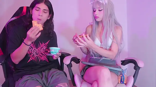 Snapshot of Stryxcy chatting on January 17, 2025, 1:36 am Stryxcy online show from January 17, 2025, 1:36 am