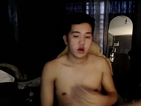 xgregor07 online show from December 2, 2025, 8:16 am