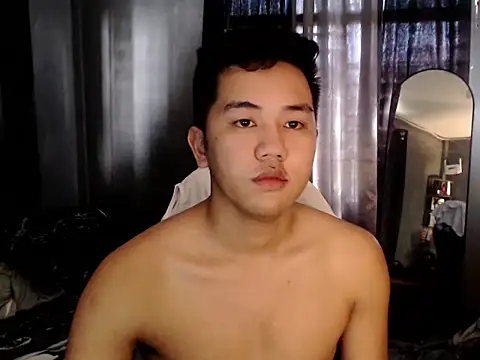 xgregor07 online show from November 28, 2025, 12:22 am