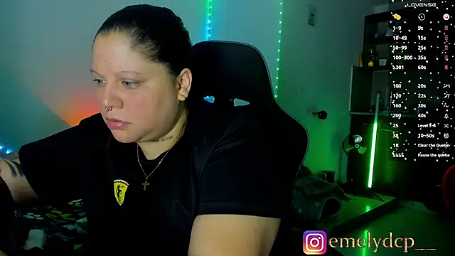 Snapshot of mariana_maze chatting on June 4, 2026, 3:55 am mariana maze online show from June 4, 2026, 3:55 am