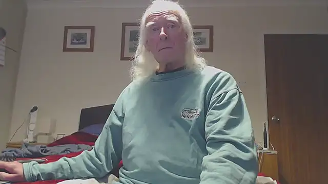 WaverlyKernow online show from February 3, 2026, 2:44 pm