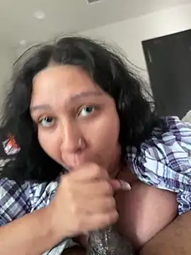 Snapshot of Lickplayofficial chatting on January 13, 2025, 3:36 pm Lickplayofficial online show from January 13, 2025, 3:36 pm