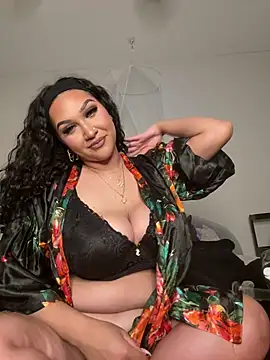 Snapshot of Lickplayofficial chatting on February 3, 2026, 5:27 am Lickplayofficial online show from February 3, 2026, 5:27 am