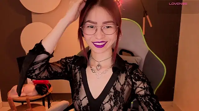 Snapshot of rosse_98_ chatting on February 13, 2026, 1:44 pm rosse 98 online show from February 13, 2026, 1:44 pm