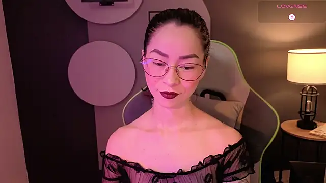 Snapshot of rosse_98_ chatting on July 15, 2026, 3:41 pm rosse 98 online show from July 15, 2026, 3:41 pm