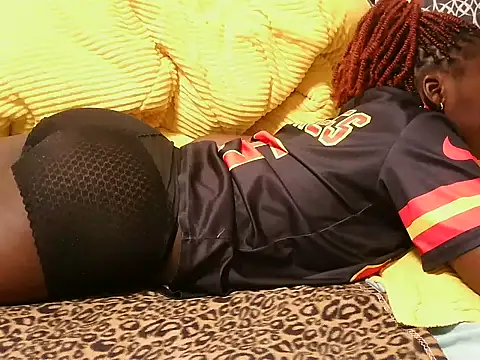 cindy mia online show from February 6, 2026, 1:45 am