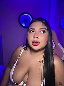 Snapshot of Emily_cooper20 chatting on June 5, 2026, 2:16 am Emily cooper20 online show from June 5, 2026, 2:16 am