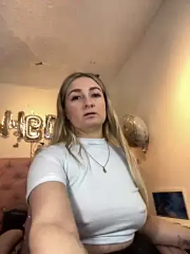 antonella87 online show from November 25, 2025, 10:43 pm