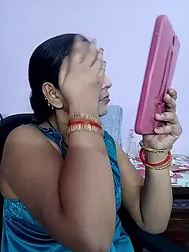 reemacouple007 online show from April 14, 2026, 5:56 am