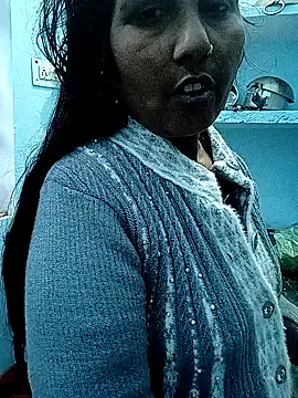 reemacouple007 online show from December 23, 2025, 6:34 am