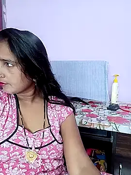 reemacouple007 online show from February 17, 2026, 9:28 am