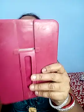 reemacouple007 online show from November 4, 2025, 6:50 am