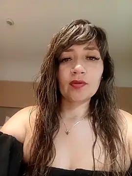 Snapshot of tata_laima__ chatting on April 20, 2026, 10:55 pm tata laima online show from April 20, 2026, 10:55 pm