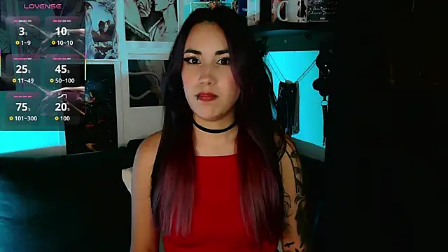 Snapshot of BLACKTSUKI7_ chatting on December 4, 2025, 9:14 pm BLACKTSUKI7 online show from December 4, 2025, 9:14 pm