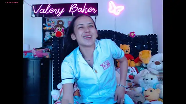 ValeryBaker  online show from November 26, 2025, 8:42 pm