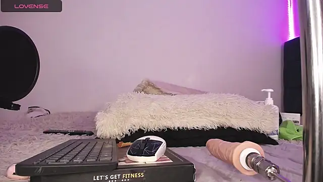 nea-w online show from April 16, 2026, 12:44 am