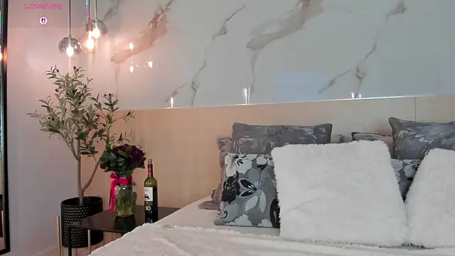 SteffanyBeck online show from February 20, 2026, 11:56 am