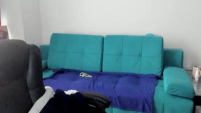 Snapshot of Mia_shy1 chatting on March 1, 2026, 5:40 am Mia shy1 online show from March 1, 2026, 5:40 am