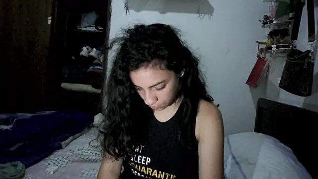 Snapshot of stephybrowm7 chatting on June 25, 2026, 4:54 am stephybrowm7 online show from June 25, 2026, 4:54 am