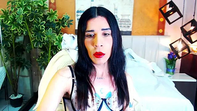 Snapshot of SaraSofia44 chatting on June 16, 2026, 4:40 pm SaraSofia44 online show from June 16, 2026, 4:40 pm