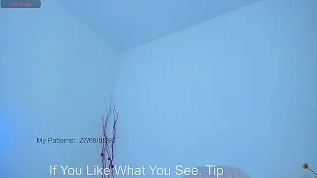 Snapshot of CirceJuno1 chatting on June 5, 2026, 9:42 pm CirceJuno1 online show from June 5, 2026, 9:42 pm